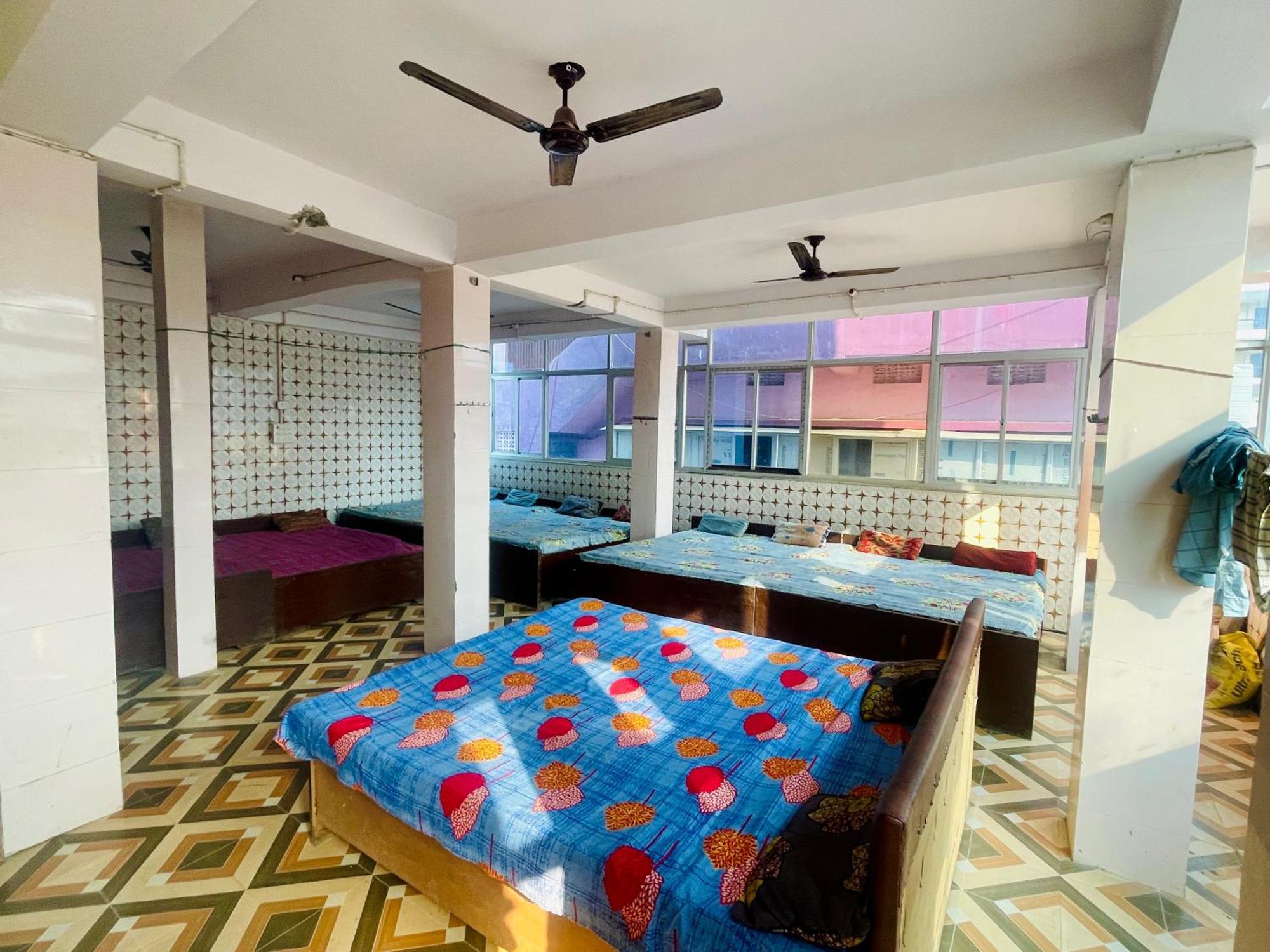 Om Guest House Patna  Esterno foto