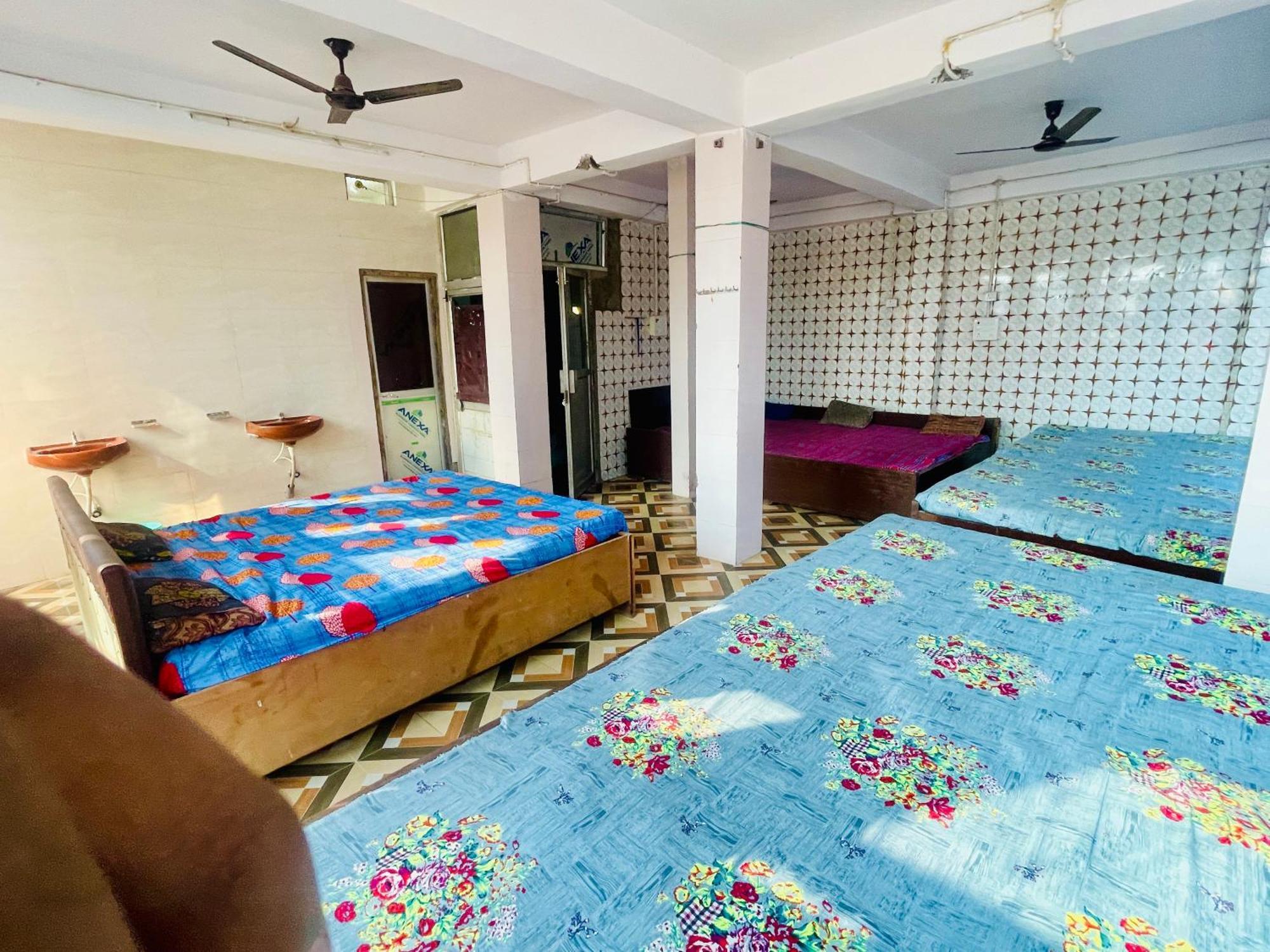 Om Guest House Patna  Esterno foto